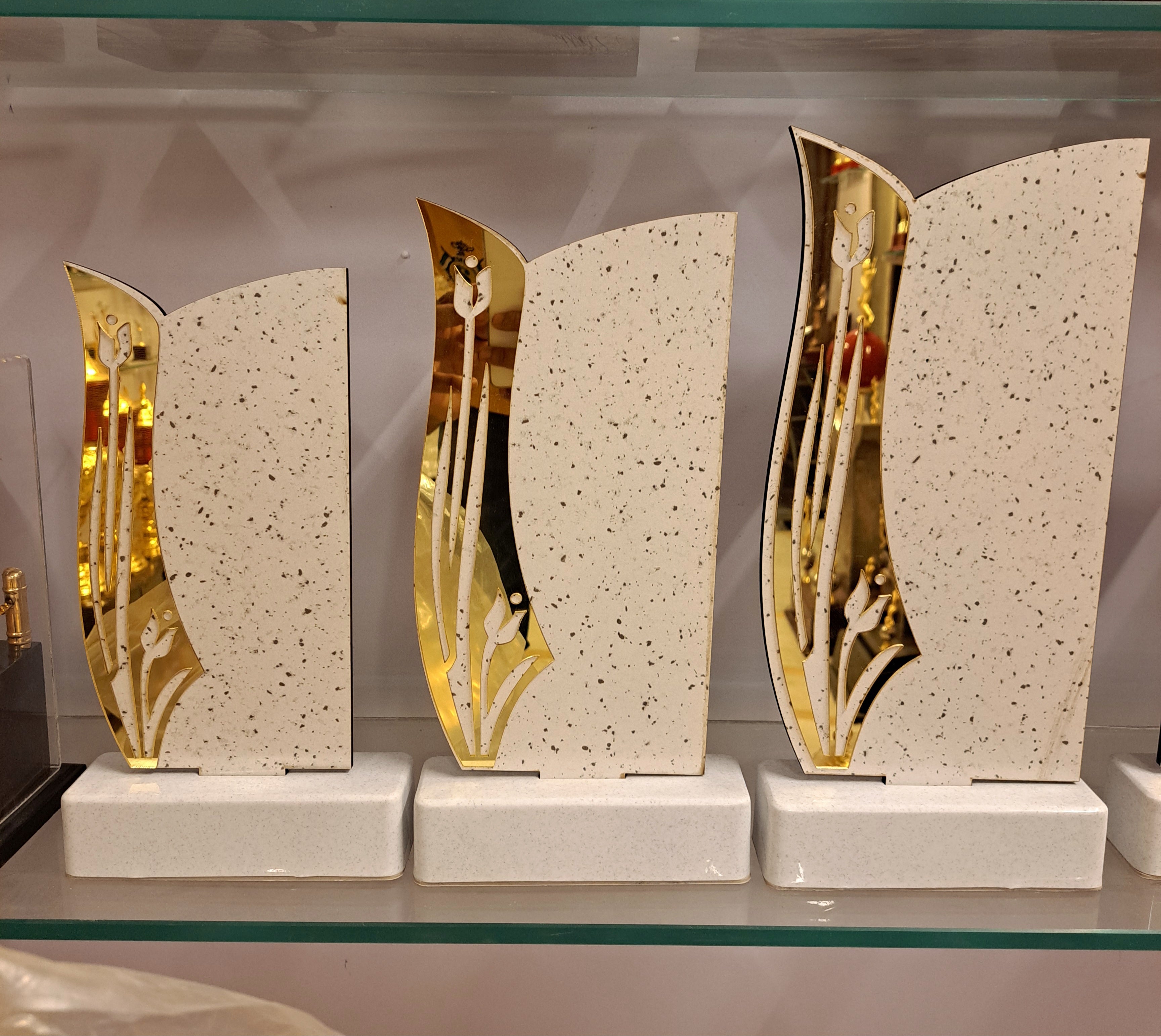 2248 Award Affordable Set of 3