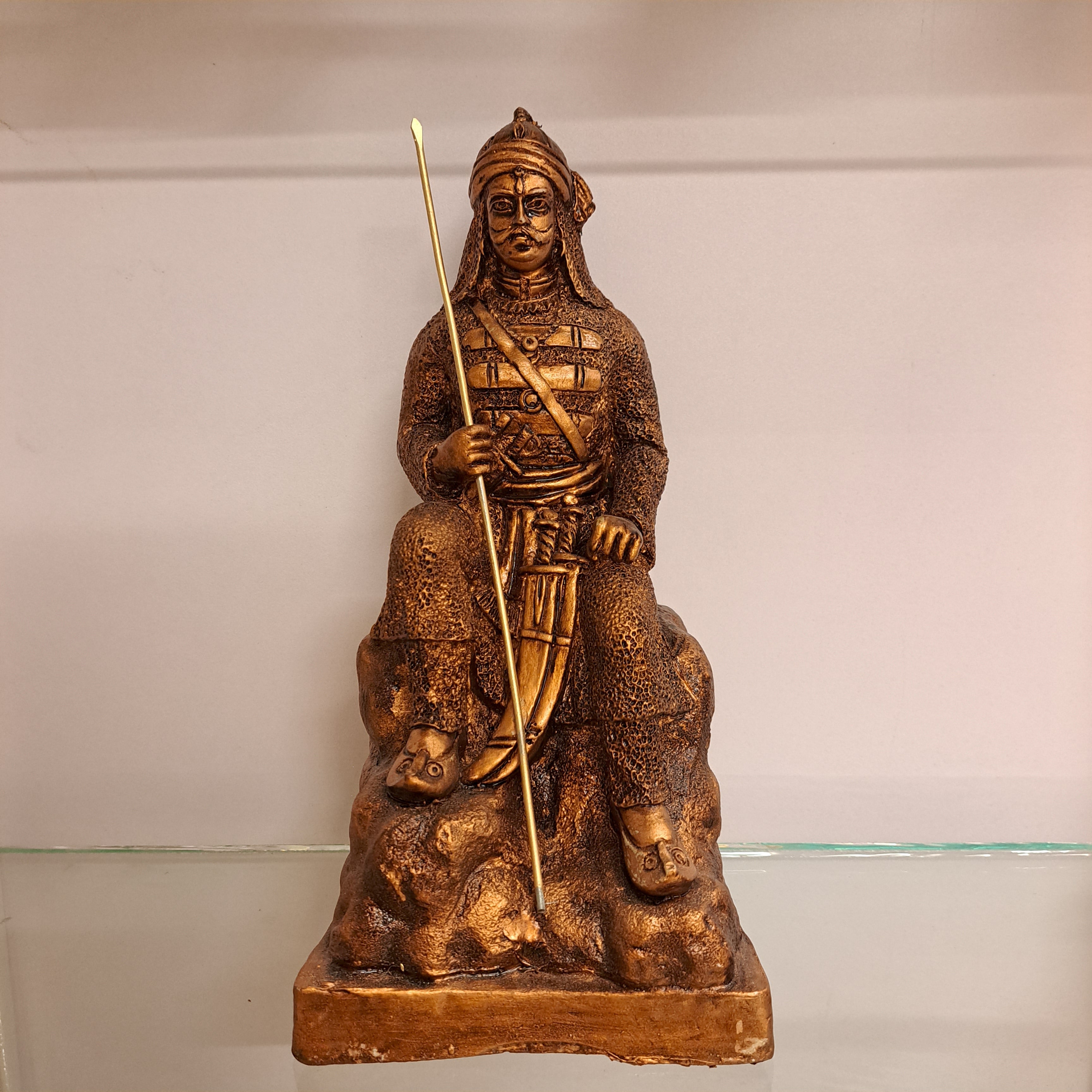 Polyresin Maharana Fiber Idol Big
