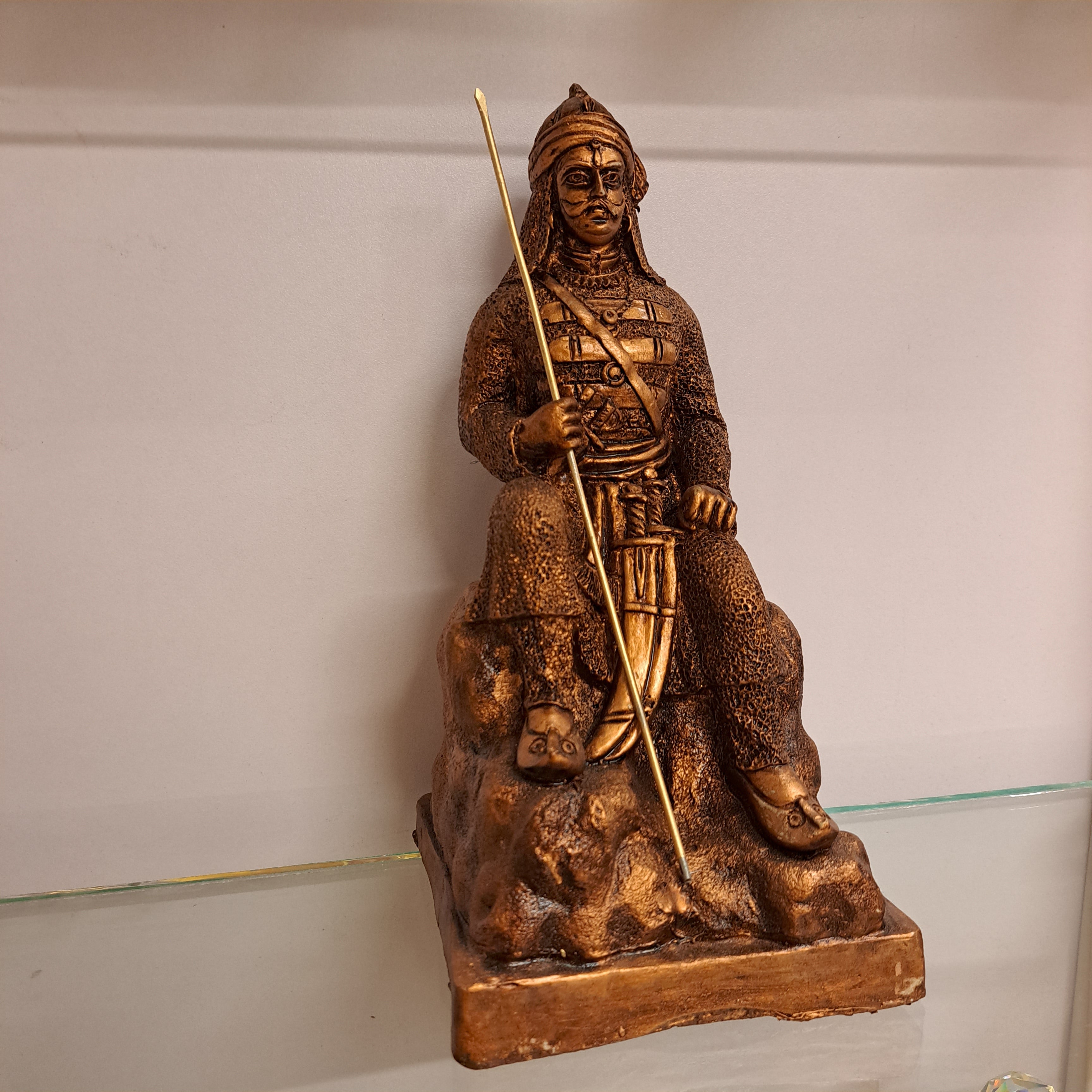 Polyresin Maharana Fiber Idol Big
