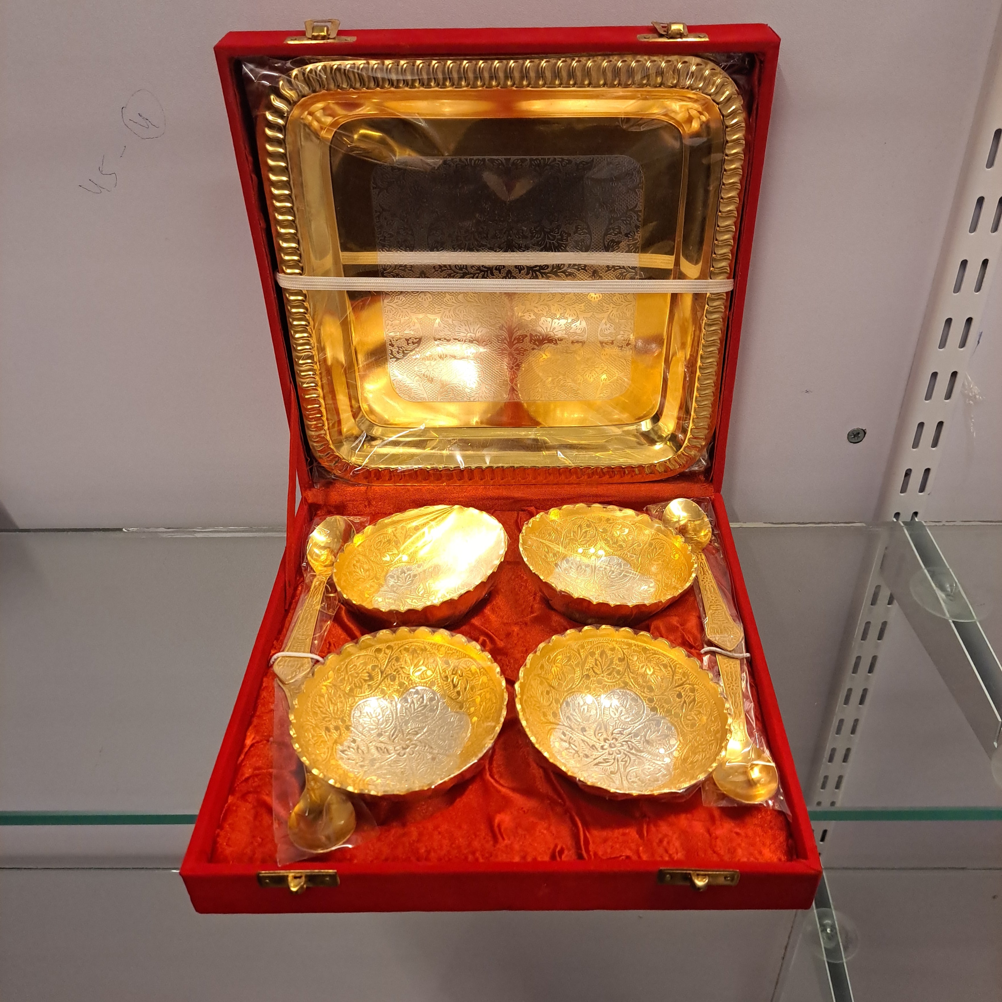 4 Bowl Tray Set Velvet Box
