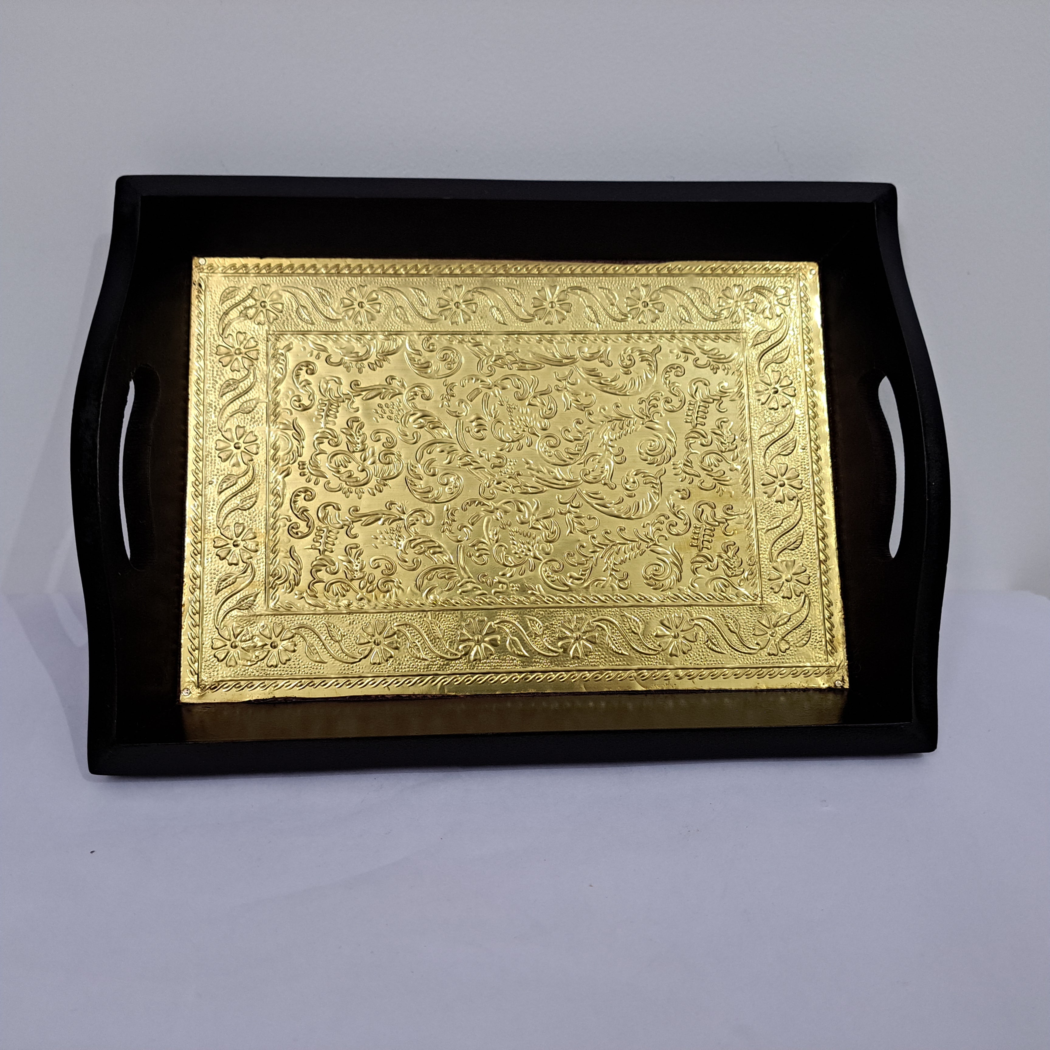 Wooden Tray Set Golden