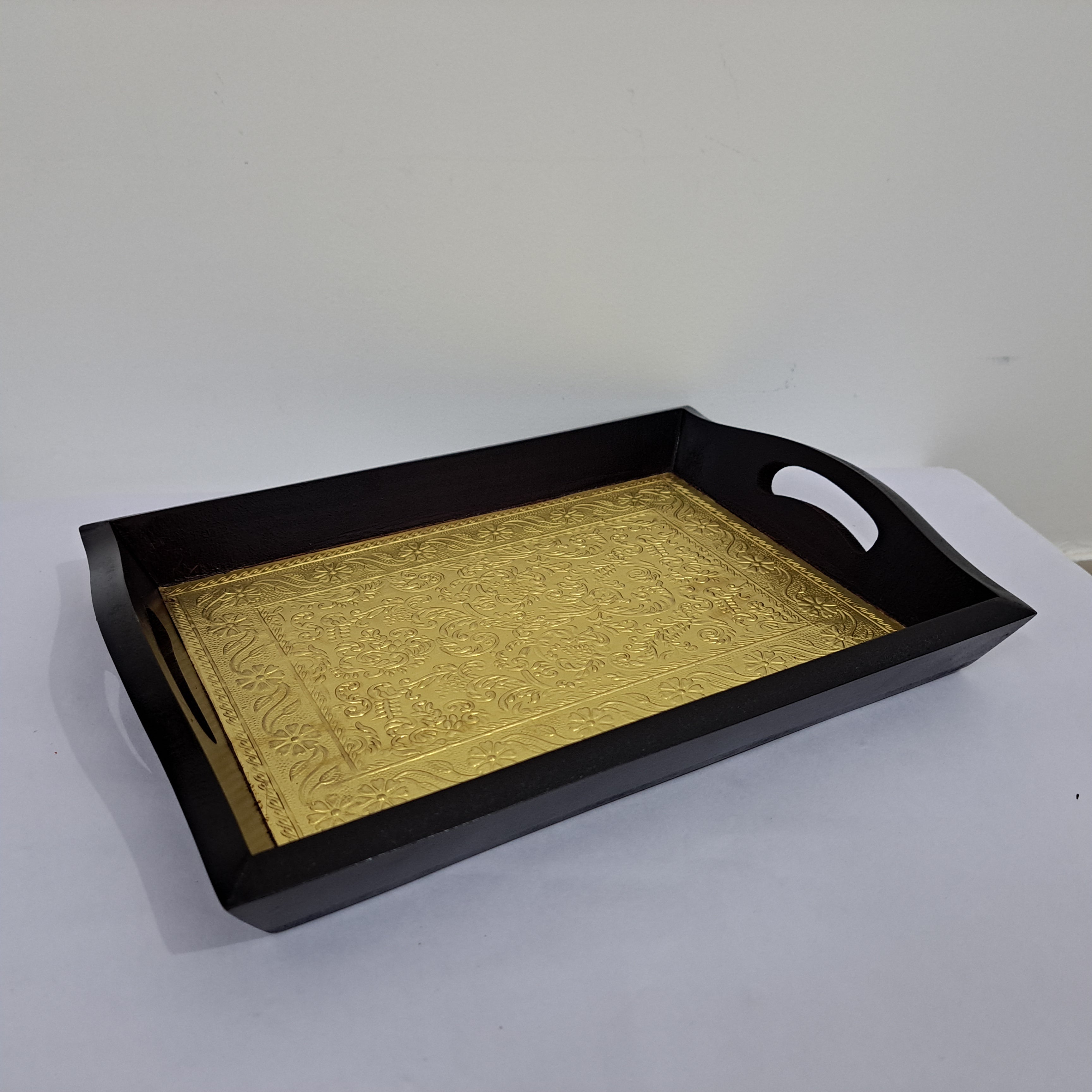 Wooden Tray Set Golden